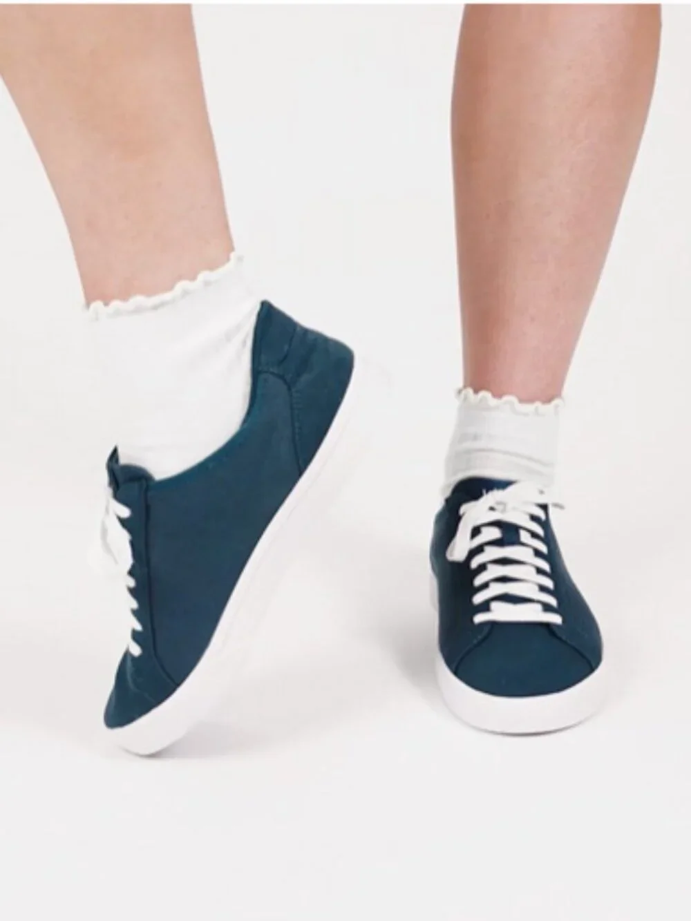 Kizik Irvine Tidepool Blue hands-free slip-on Canvas Sneakers Women Size 9